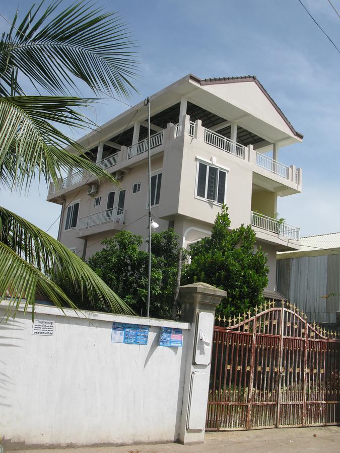Bed and Breakfast Kol House Phnom Penh Exterior foto